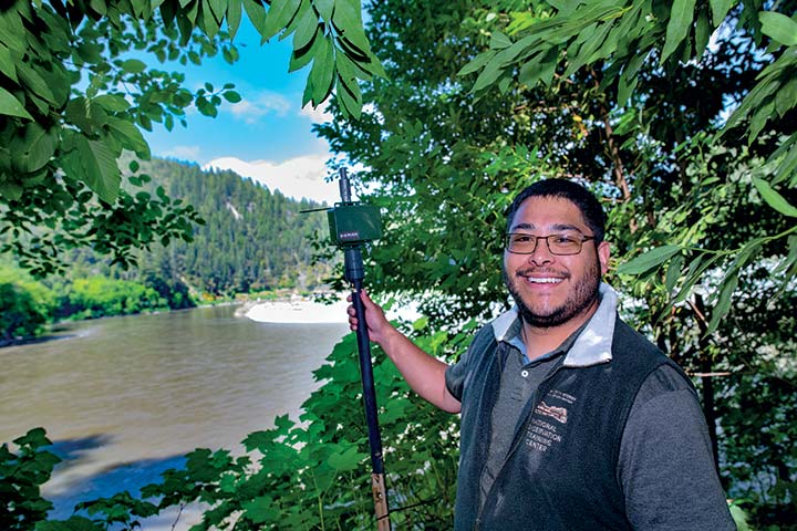 Ryan Matilton monitors bat species using acoustic mini bat ultrasonic recorders in seven different locations along the Klamath River Basin immediately downstream of the Iron Gate Dam to the mouth of
the Klamath River in Ter-wer.